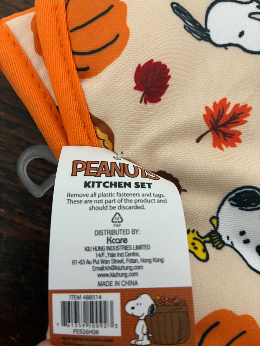 NWT- Peanuts- Snoopy- Fall Themed- 3pc- Oven Mitt, Pot Holder & Towel Set - Picture 15 of 16